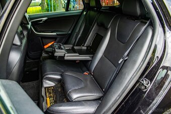 Volvo V60 D5 2.4 205PS - 9