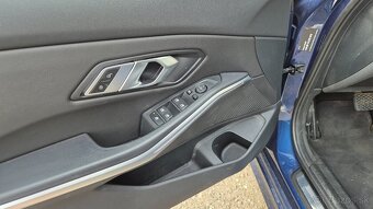 BMW rad 3 320d mHEV xDrive A/T Mpacket Slovenské - 9