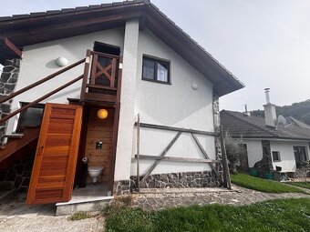 Dva rodinné domy v srdci Myjavských kopaníc – pokoj, príroda - 9