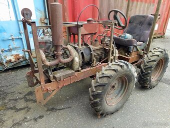Smykem řízený malotraktor - 9