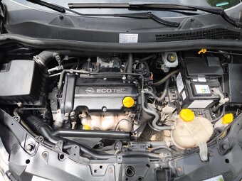 Opel Corsa 1.2 - 9