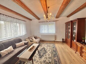 Výnimočný rodinný dom s okrasnou záhradou v lone Klokočovske - 9