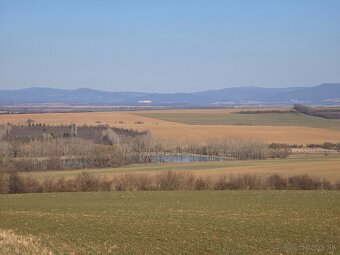 Pozemok na predaj vo viniciach. Výhradne u nás. - 9