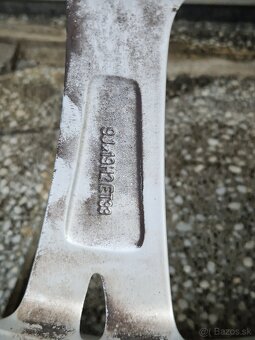 255/45 R19 zimné - 9