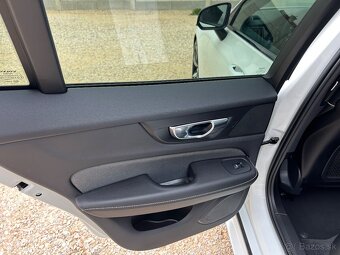 Volvo V60 B4 R-Design - 9