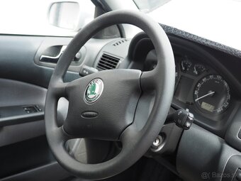 Škoda Octavia Tour 1.6 MPI, benzín, 2009 – 22 219 km - 9