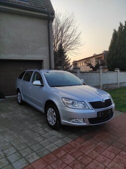 ŠKODA OCTAVIA 2,KOMBI,2,0tdi,4x4.2013 - 9