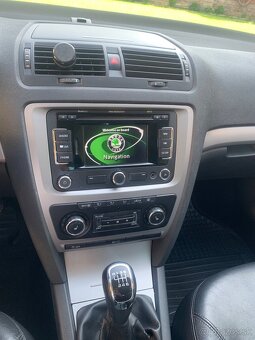 Skoda octavia combi 2.0 tdi - 9