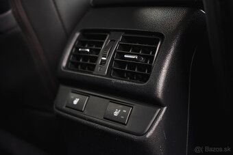 Subaru Outback 2.5i-S Business (2016) - 9