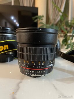 NIKON D3200 , blesk Nikon SB-900 plus výbava - 9