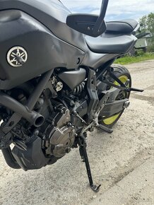 Yamaha MT07 2016 - 9