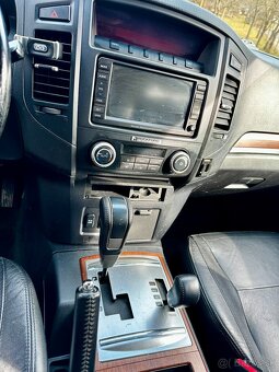 pajero 3.2 di-d 7 miestne 4x4 - 9
