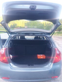 Kia Ceed 1.6 CRDi- Rezervované do stredy 21.5. - 9