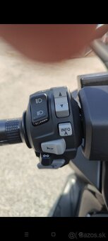 Predám HONDA FORZA 125 r.v2024 v záruke - 9