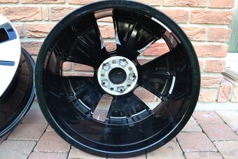 5x112 R19 Hlinikove disky Original Mercedes EQC GLC - 9
