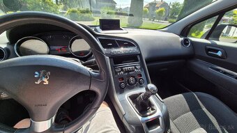 Peugeot 5008 2.0 HDI - 9