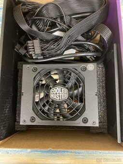PC zdroj Cooler Master V850 SFX GOLD PSU 80 - 9