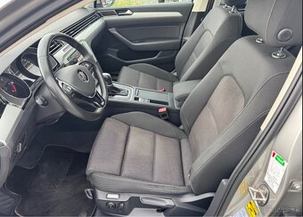 Volkswagen Passat 2.0 TDI BMT Comfortline DSG - 9