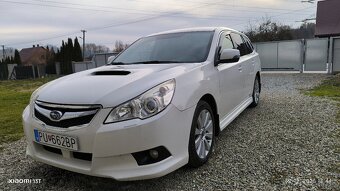 Subaru Legacy - 9