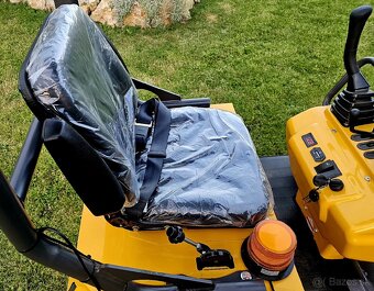 Minibager Diesel Koop - 9