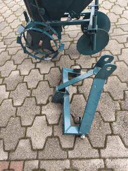 Sadzač zemiakov - 9