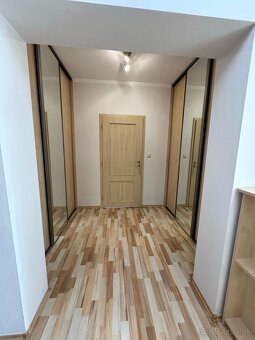 NA PREDAJ PRIESTRANNÝ 3 IZBOVÝ BYT S TERASOU, TRENČÍN - 9