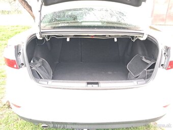 Reanault Fluence - predám - 9