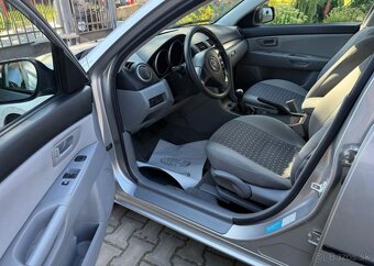 Mazda 3 1,6i /77kw klima, Nová STK benzín manuál 77 kw - 9