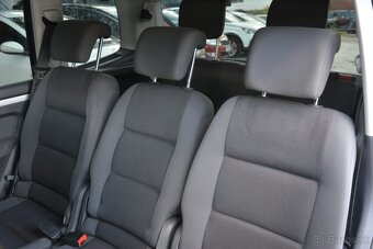 Volkswagen Touran 1.6 TDi 7 Miest - 9