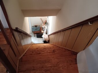 Veľký RD s veľkou záhradou a bazénom v Zlatých Moravciach - 9