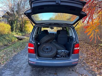 Volkswagen Touran 1.9 TDI 77 kW – DSG - 9