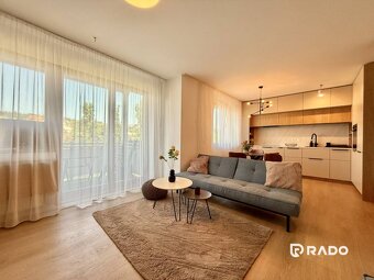 RADO I Dizajnový 2-izbový byt s balkónom 50 m² I Žabotova - 9