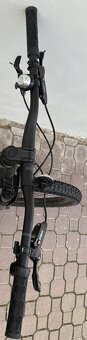 Celoodpružený Trek Top Fuel 8 Gen3 AXS T-Type - 9
