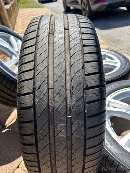 Letná sada AUDI Q3 R18 - 9