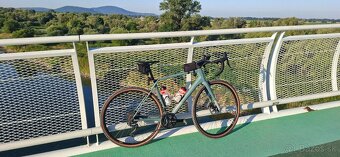 Gravel SUPERIOR X-ROAD GR COMP , mod. 2022/23 velk. L - 9
