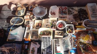 Tesla náhradné diely..., repráky....cena za všetko 180eur - 9