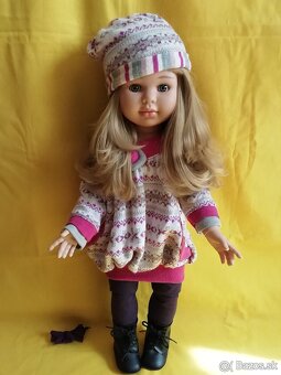 Babika klbova vo svetriku - 9