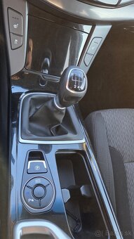 Hyundai i40 1.7 CRDI 100kW Style M6 - 9