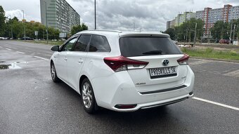 Toyota Auris hybrid 2018 LPG - 9