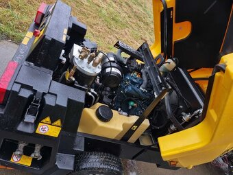 Skrutkový kompresor Kaeser M31 z Nórska 523h ako nový motor - 9