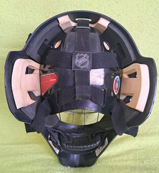 BAUER NME3 SR Brankárska mask s taškou VAUGHN - 9