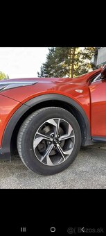 KIA Xceed 1,4 T-GDi Silver 103 kW, najazdené 48 000km - 9
