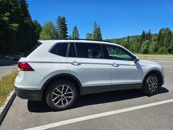 Volkswagen Tiguan Allspace 2.0 TSI 4Mot Highline DSG 2020 - 9
