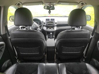 Toyota RAV4, 2,2 D-4D, 110 kW , 7/2011 - 9