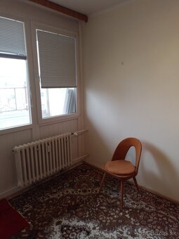 ID: 1011 NA PREDAJ MODERNÝ 3-IZBOVÝ BYT S BALKÓNOM V ŠTÚROVE - 9