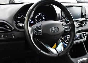 Hyundai i30 1.5 T-GDI MHEV, ČR,1.MAJ. 117 kw - 9