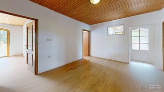 Na predaj, 8i rodinný dom 450 m2, pozemok 900 m2, Trnové, - 9
