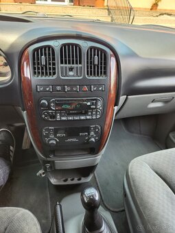 Chrysler voyager - 9