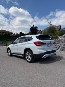Predám BMW X1 sDrive 18d - 9