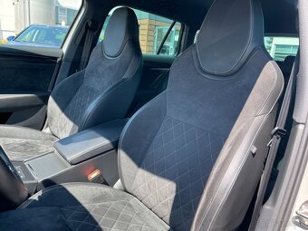Škoda Superb Combi 2.0 TDI DSG Sportline - 9